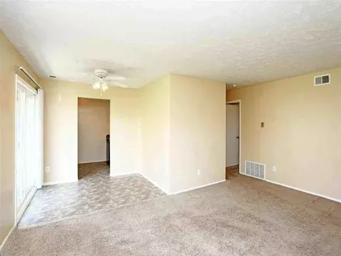 9670 Berry Plz, Omaha, NE 68127 photo 40