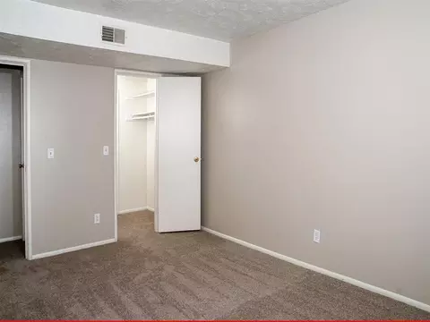 9670 Berry Plz, Omaha, NE 68127 photo 43