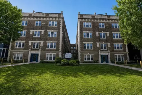 10903 Lake Ave, Cleveland, OH 44102