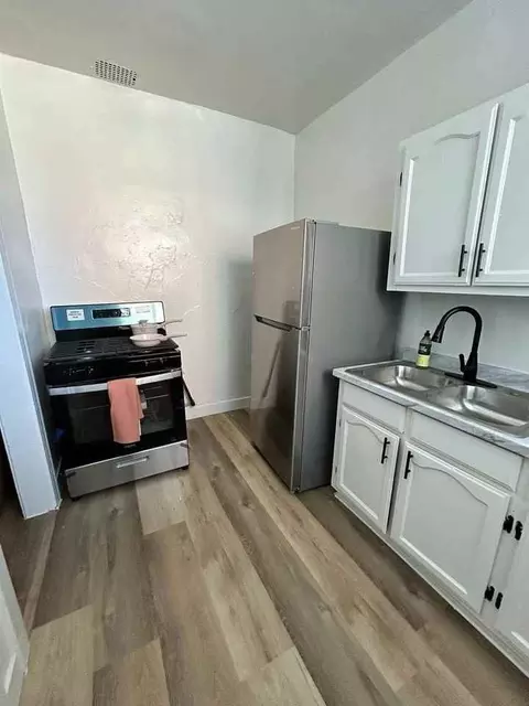 503 Union Dr, Los Angeles, CA 90017