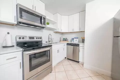 720 SW 34th St, Gainesville, FL 32607 photo 17