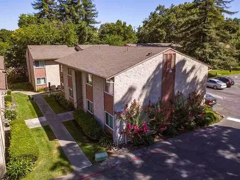 808 W 2nd Ave, Chico, CA 95926