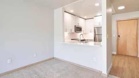 521 S Weller St, Seattle, WA 98104 photo 38