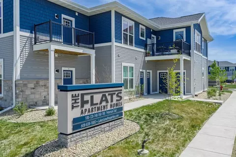 100 Peterson Trl, Oregon, WI 53575