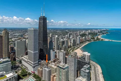 215 E Chestnut St, Chicago, IL 60611 photo 47