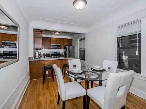 215 E Chestnut St, Chicago, IL 60611 photo 28
