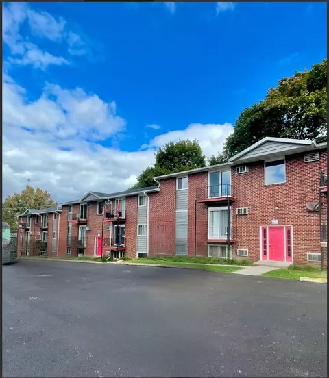 4460 Milton Ave, Camillus, NY 13031