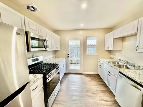 6131 Horton Dr, La Mesa, CA 91942
