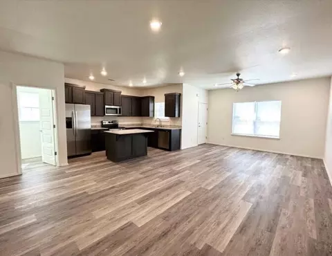 4223 W Santa Fe St, Fayetteville, AR 72704