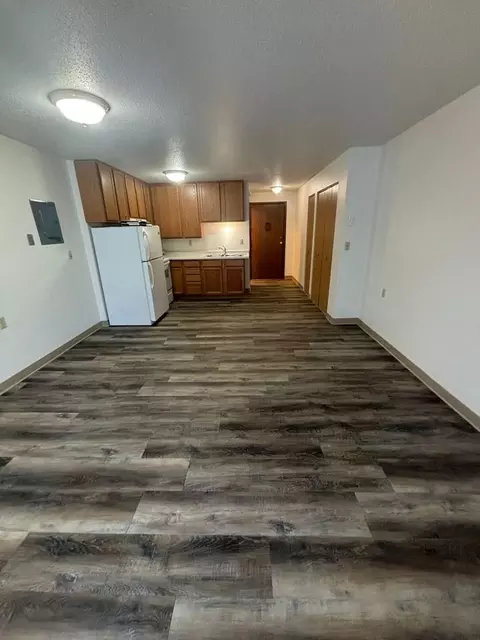 1440 Dakota Dr N, Fargo, ND 58102