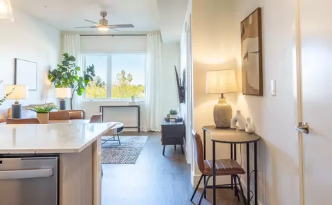 127 W Pepper Pl, Mesa, AZ 85201 photo 7
