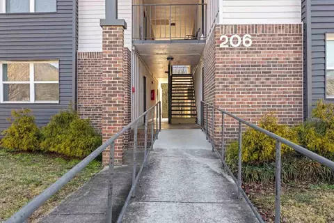 205 Eveningside Dr, Soddy Daisy, TN 37379