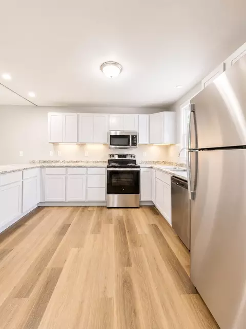 231 N Burritt Ave, Wisconsin Dells, WI 53965