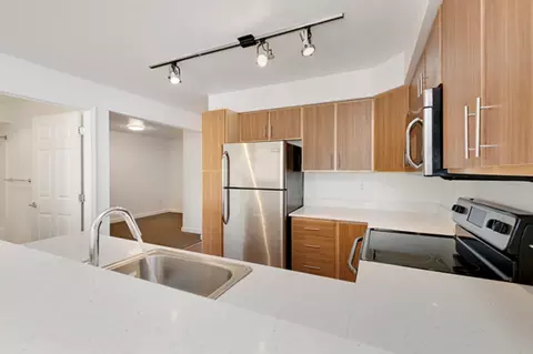 3233 SW Avalon Way, Seattle, WA 98126