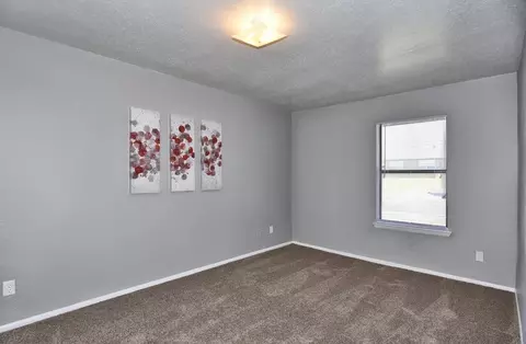 1801 S 132nd East Pl, Tulsa, OK 74108 photo 7
