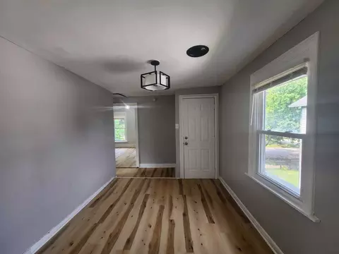 2811 Woodbridge Ave, Cleveland, OH 44109