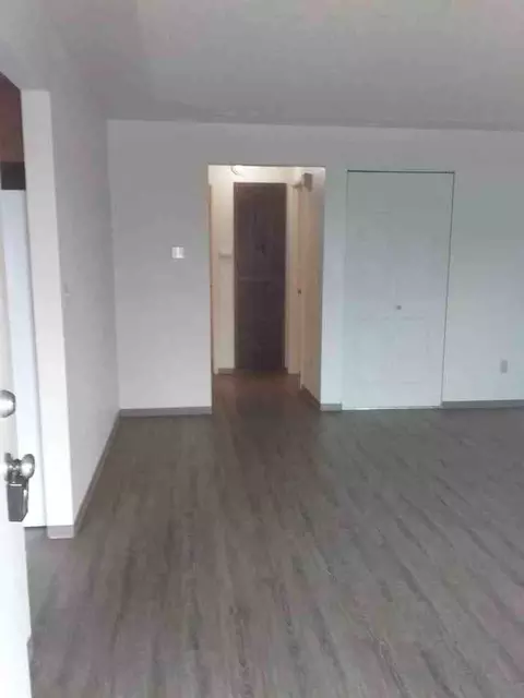 1005 SW Puff Ln, College Place, WA 99324