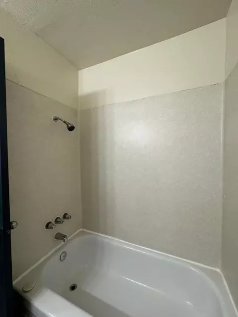 12645 12615 12621 12633 12645 Se Division St, Portland, OR 97236