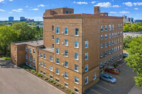 414 7th Ave SE, Minneapolis, MN 55414