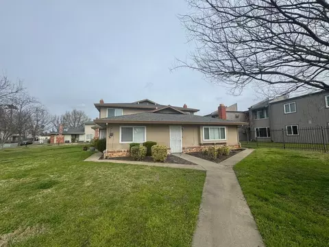 5619 42nd St, Sacramento, CA 95824