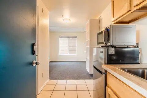 310 17th Ave S, Seattle, WA 98144