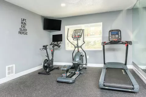 15215 Livingston Ave, Lutz, FL 33559 photo 15