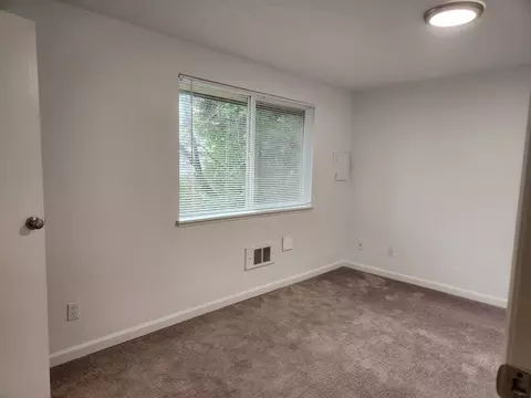 20220 20230 60th Ave W, Lynnwood, WA 98036