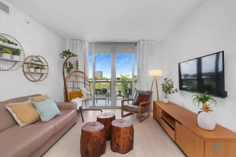 2602 E Hallandale Beach Blvd, Hallandale Beach, FL 33009