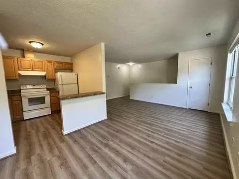 2018 E Pembroke Ave, Hampton, VA 23664 photo 9
