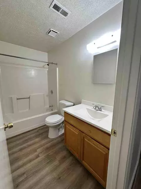 2018 E Pembroke Ave, Hampton, VA 23664 photo 17