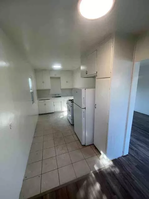 4637 12 Larkspur St, San Diego, CA 92107