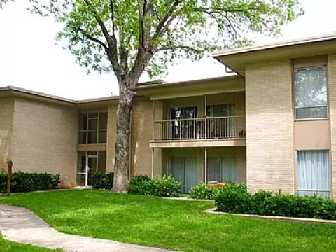 1919 34th St, Lubbock, TX 79411