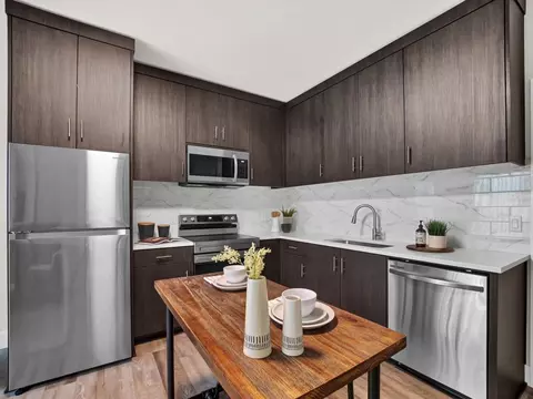 7350 N Greenwich Ave, Portland, OR 97217