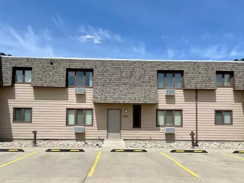 1821 1835 2nd St SE #1821-1821, Minot, ND 58701