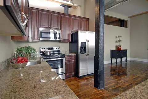 413 Central Ave, Pawtucket, RI 02861