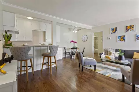 7012 Main St, Westminster, CA 92683