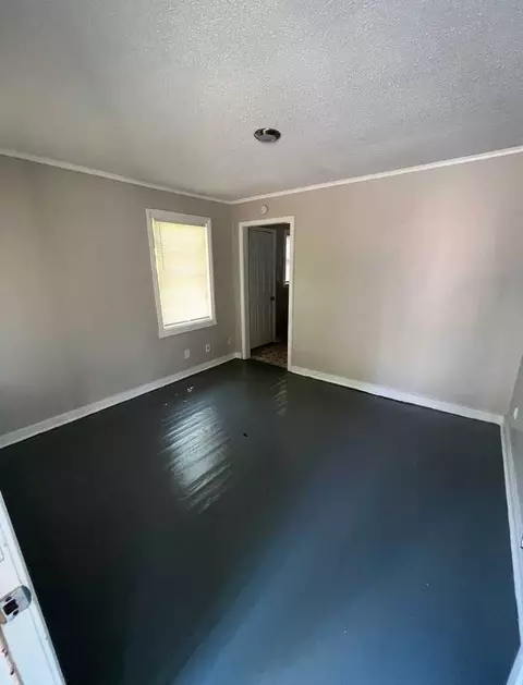 1591 Locust St, Memphis, TN 38108