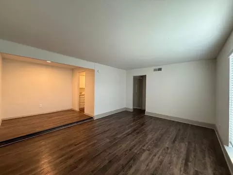 3627 Almazan Dr, Dallas, TX 75220