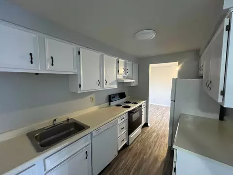 4582 Roxbury Cir, Batavia, OH 45103 photo 3