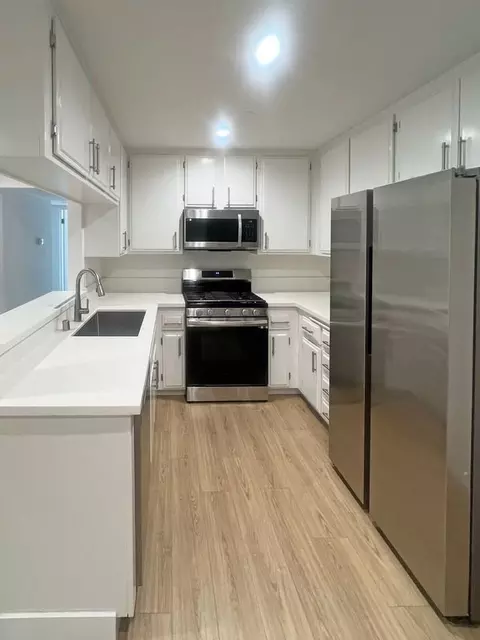 800 Orange Grove Ave, Glendale, CA 91205 photo 7