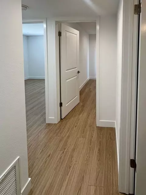 800 Orange Grove Ave, Glendale, CA 91205 photo 4