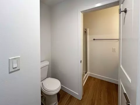 800 Orange Grove Ave, Glendale, CA 91205 photo 11