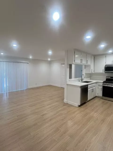 800 Orange Grove Ave, Glendale, CA 91205 photo 6