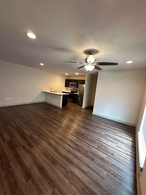 2106 Bennett Ave, Dallas, TX 75206