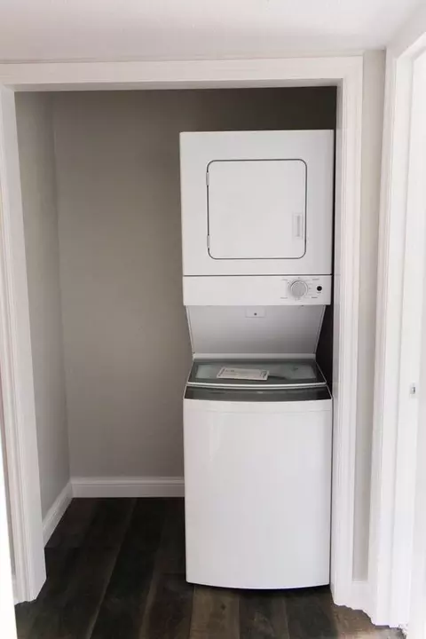 2917 2901 2905 2911 2917 Rollins Rd, Columbia, MO 65203