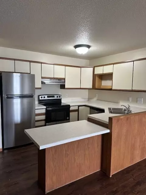 403 Gillette St, La Crosse, WI 54603