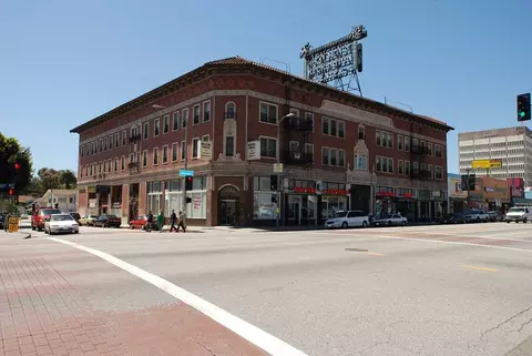 1706 W Sunset Blvd, Los Angeles, CA 90026