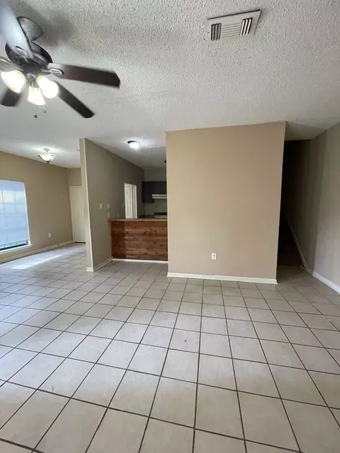 Kenner Ave, Oak Hills Place, LA 70810