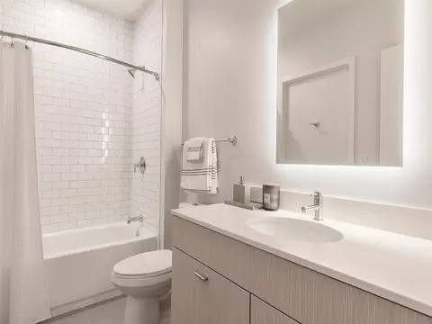 2121 1st St SW, Washington, DC 20024 photo 25