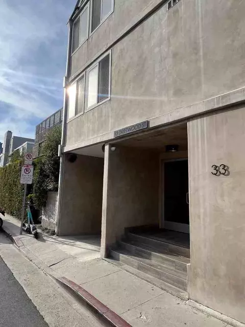 33 Driftwood St, Marina Del Rey, CA 90292